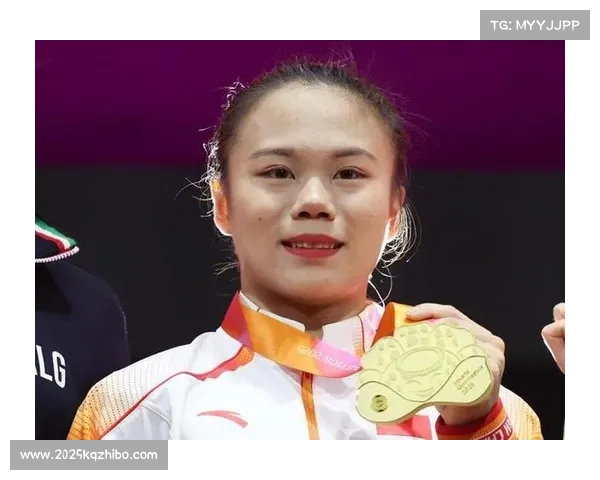 体操世青赛：中国队获4金3铜，位列金牌榜首位